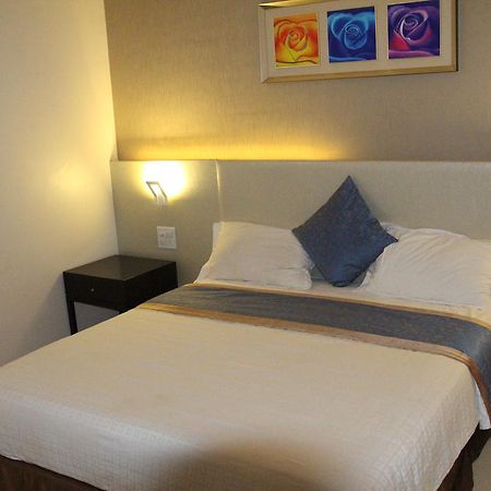 אחמדנגר Hotel Patiala House מראה חיצוני תמונה